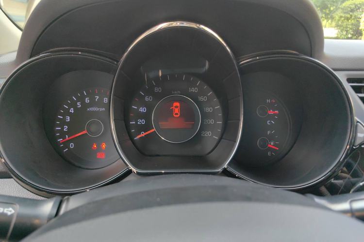 Used Kia K2 2012 Sedan 1.4L MT TOP Commemorative Edition Instrument Cluster
