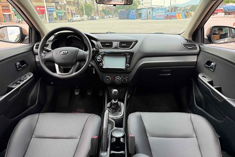 Used Kia K2 2012 Sedan 1.4L MT GLS Commemorative Edition Interior 1