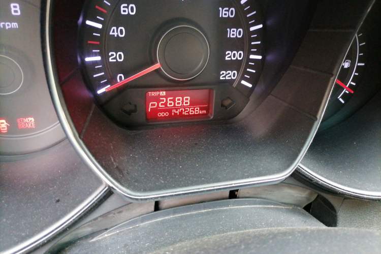 Used Kia K2 2012 Sedan 1.4L Automatic GLS Commemorative Edition Odometer Close Up