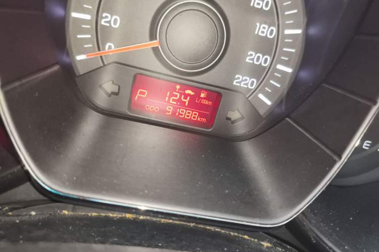 Used Kia K2 2012 Sedan 1.4L Automatic GLS Commemorative Edition Odometer Close Up