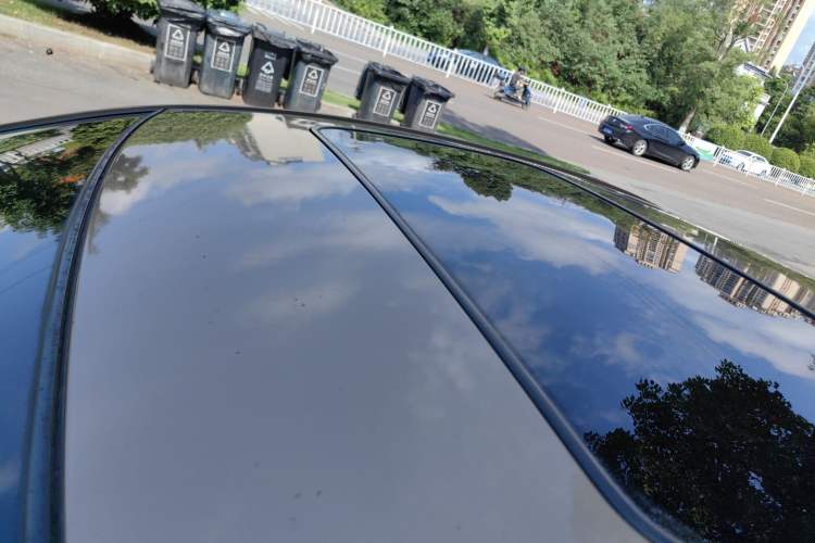 Used Kia K2 2012 Sedan 1.4L MT TOP Commemorative Edition Roof