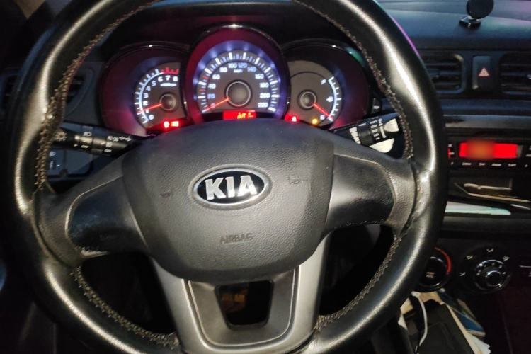 Used Kia K2 2012 Sedan 1.4L MT GLS Commemorative Edition Steering Wheel