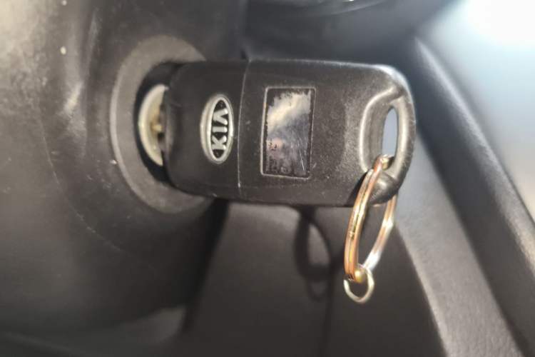 Used Kia K2 2012 Sedan 1.4L Automatic GLS Commemorative Edition Vehicle Key