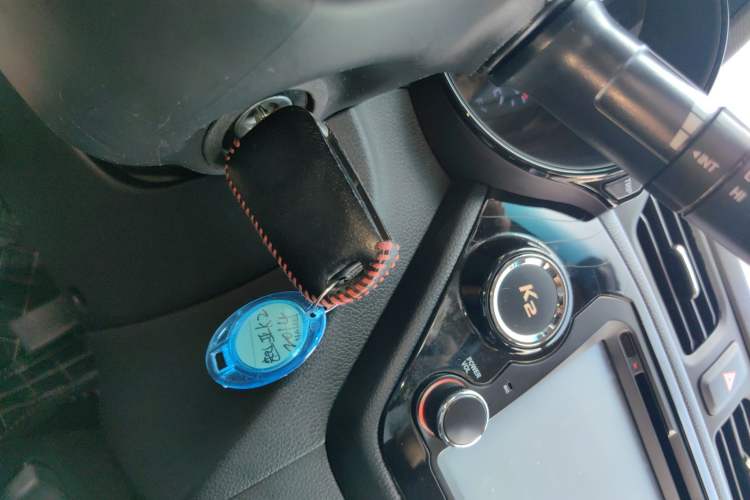Used Kia K2 2012 Sedan 1.4L MT TOP Commemorative Edition Vehicle Key