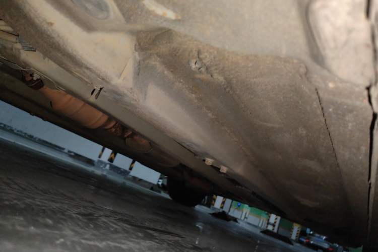 Used Kia K2 2015 Sedan 1.4L MT GLS Chassis Front Left