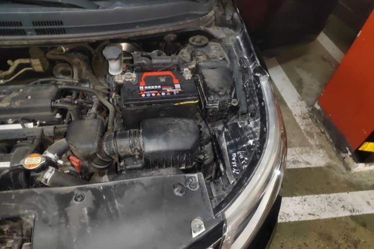 Used Kia K2 2015 Sedan 1.4L Automatic GLS Engine Bay Left