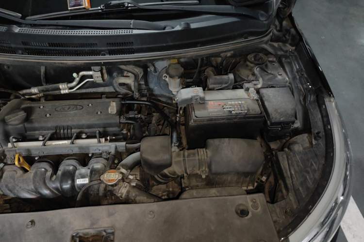 Used Kia K2 2015 Sedan 1.4L MT GLS Engine Bay Left