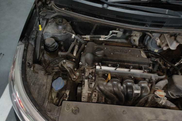 Used Kia K2 2015 Sedan 1.4L MT GLS Engine Bay Right