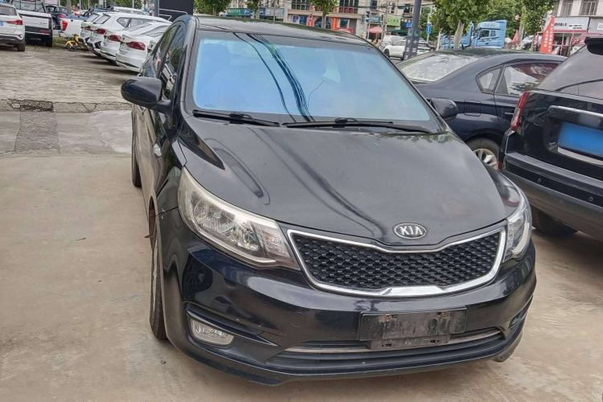 Used Kia K2 2015 Sedan 1.4L MT GLS Exterior 1