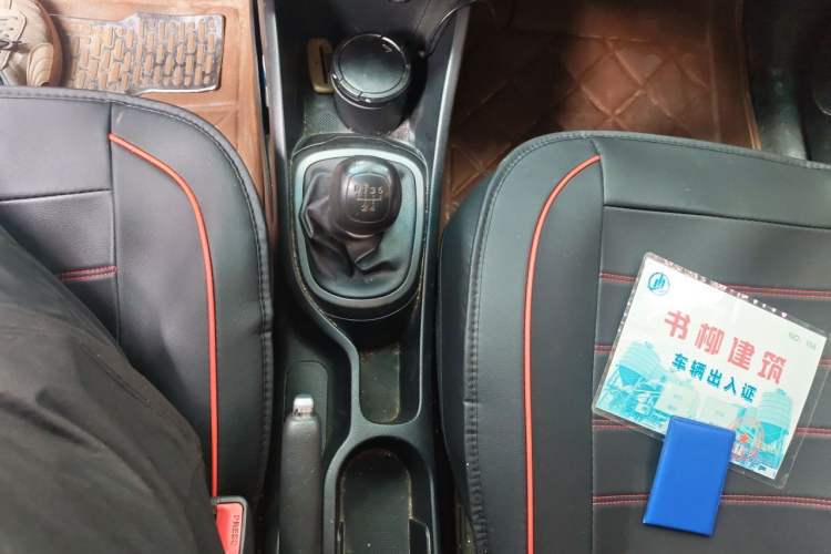 Used Kia K2 2015 Sedan 1.4L MT GLS Gear Lever