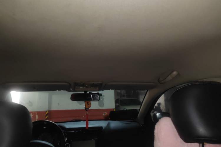 Used Kia K2 2015 Sedan 1.4L Automatic GLS Headliner