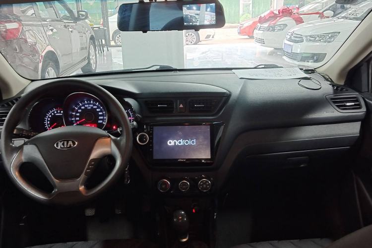 Used Kia K2 2015 Sedan 1.4L MT GLS Interior 1