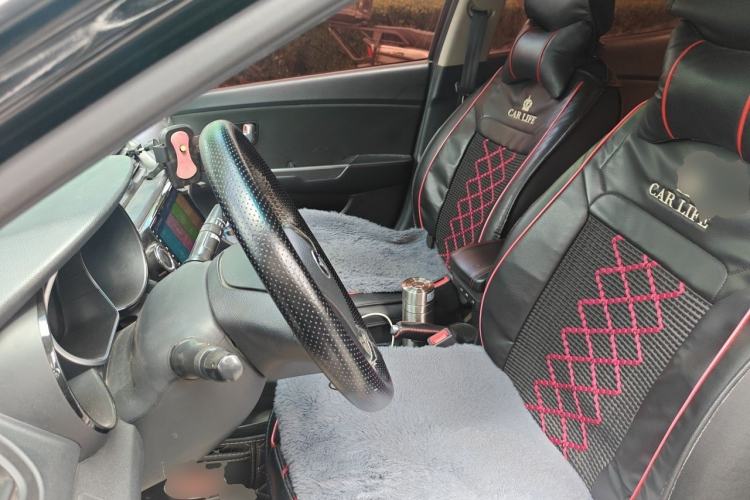 Used Kia K2 2015 Sedan 1.4L MT GLS Left Front Seat