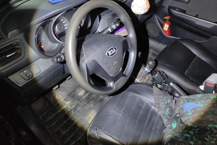 Used Kia K2 2015 Sedan 1.4L MT GLS Steering Wheel