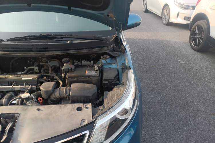 Used Kia K2 2015 Sedan 1.6L Automatic Transmission Premium Engine Bay Left