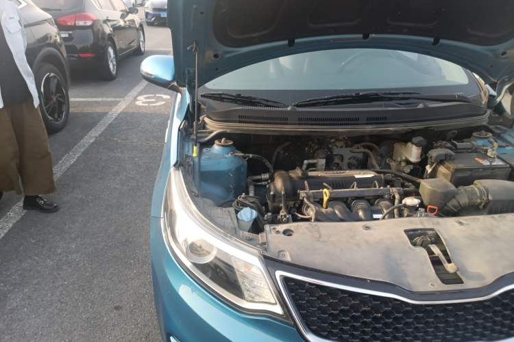 Used Kia K2 2015 Sedan 1.6L Automatic Transmission Premium Engine Bay Right