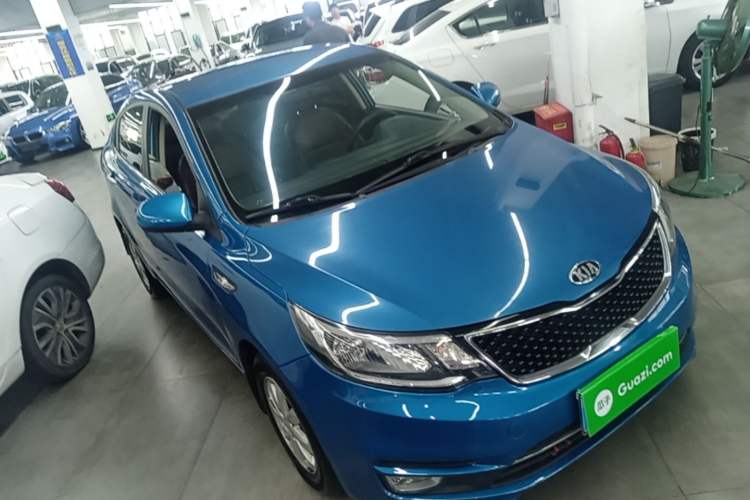 Used Kia K2 2015 Sedan 1.4L MT GLS Front Right 45 Deg
