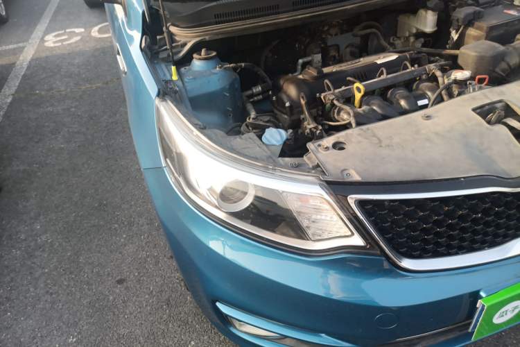 Used Kia K2 2015 Sedan 1.6L Automatic Transmission Premium Right Front Headlight