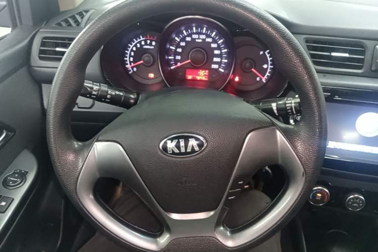 Used Kia K2 2015 Sedan 1.4L MT GLS Steering Wheel