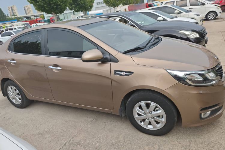 Used Kia K2 2015 Sedan 1.4L MT GLS Exterior 2