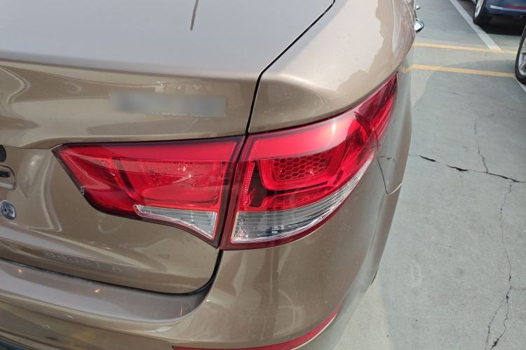 Used Kia K2 2015 Sedan 1.4L MT GLS Exterior 3