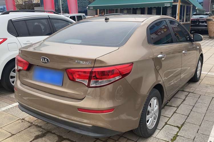 Used Kia K2 2015 Sedan 1.4L Automatic GLS Exterior 3