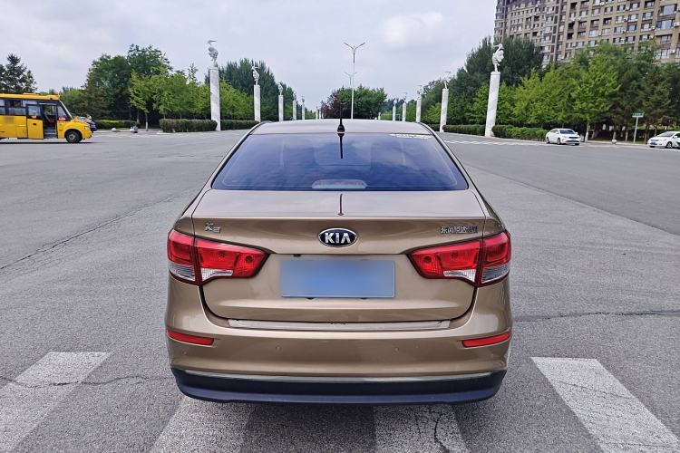 Used Kia K2 2015 Sedan 1.4L Automatic GLS Exterior 3