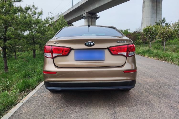 Used Kia K2 2015 Sedan 1.4L Automatic GLS Exterior 4