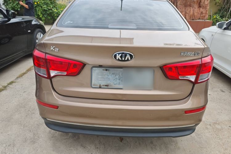 Used Kia K2 2015 Sedan 1.4L MT GLS Exterior 4