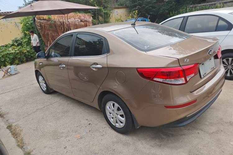 Used Kia K2 2015 Sedan 1.4L MT GLS Exterior 5