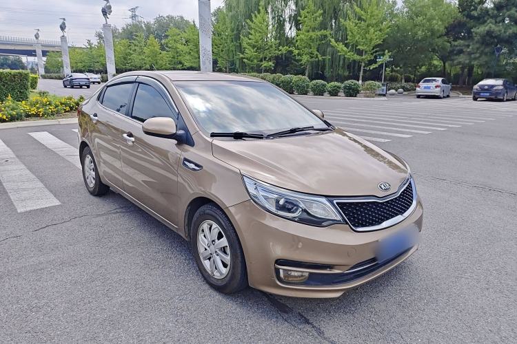 Used Kia K2 2015 Sedan 1.4L Automatic GLS Exterior 5