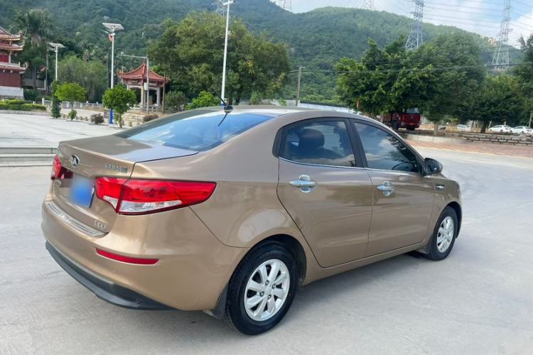 Used Kia K2 2015 Sedan 1.4L MT GLS Exterior 7