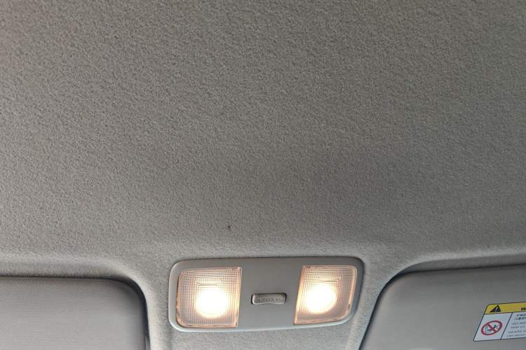 Used Kia K2 2015 Sedan 1.4L MT GLS Headliner