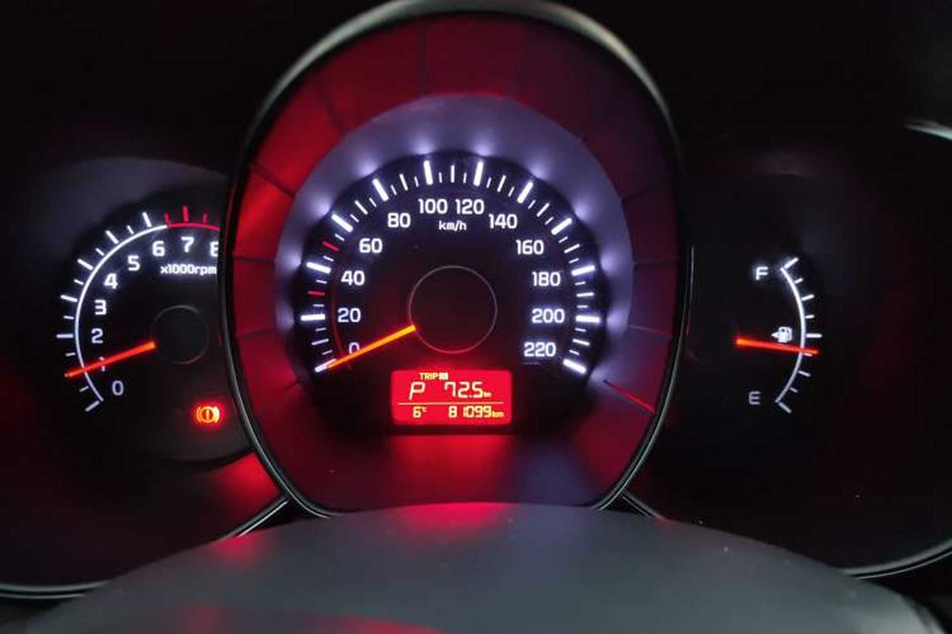 Used Kia K2 2015 Sedan 1.4L Automatic GLS Instrument Cluster