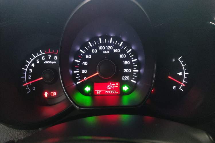 Used Kia K2 2015 Sedan 1.4L MT GLS Instrument Cluster