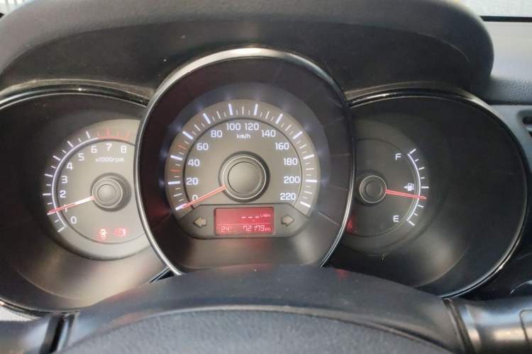 Used Kia K2 2015 Sedan 1.4L MT GLS Instrument Cluster