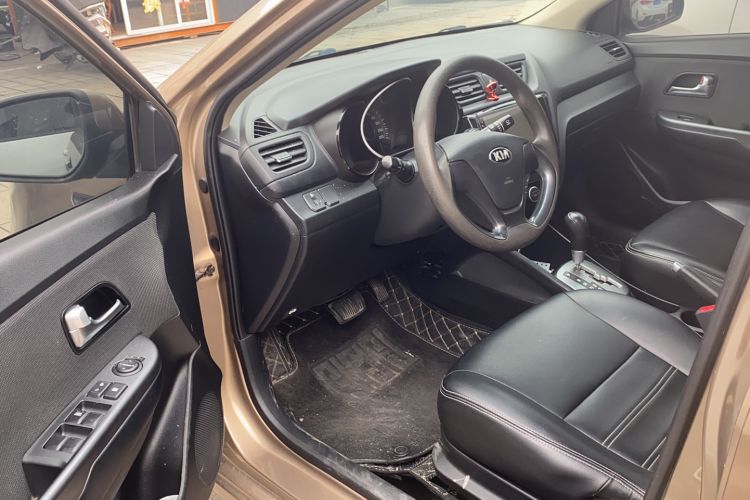 Used Kia K2 2015 Sedan 1.4L Automatic GLS Interior 2