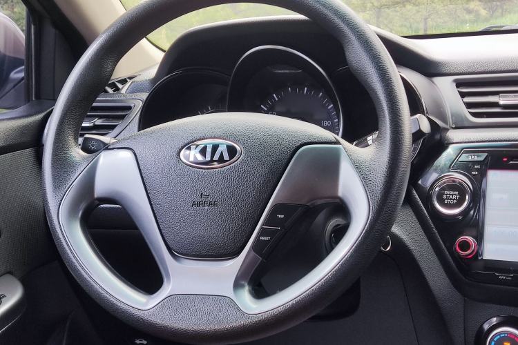 Used Kia K2 2015 Sedan 1.4L Automatic GLS Interior 2