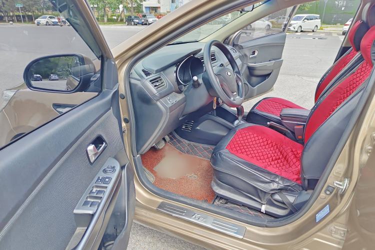 Used Kia K2 2015 Sedan 1.4L Automatic GLS Interior 2