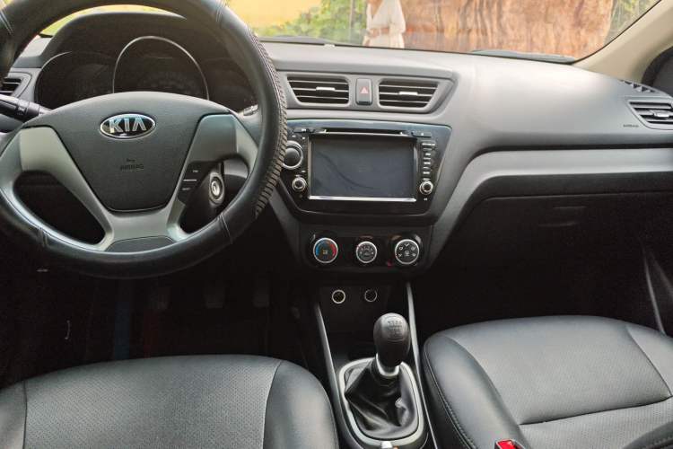 Used Kia K2 2015 Sedan 1.4L MT GLS Interior 3