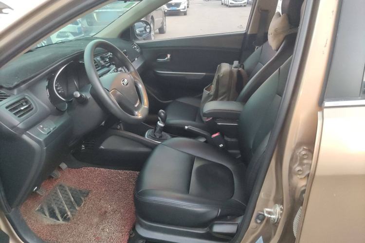 Used Kia K2 2015 Sedan 1.4L MT GLS Left Front Seat