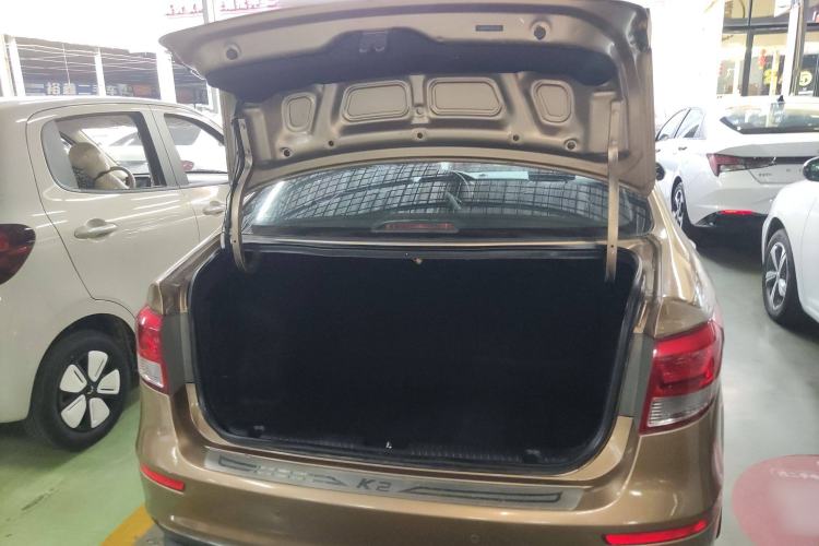 Used Kia K2 2015 Sedan 1.4L MT GLS Trunk
