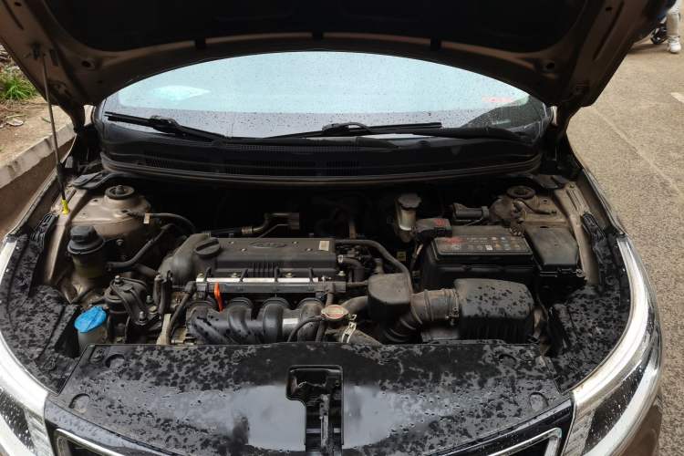 Used Kia K2 2015 Sedan 1.4L MT GLS Engine Bay