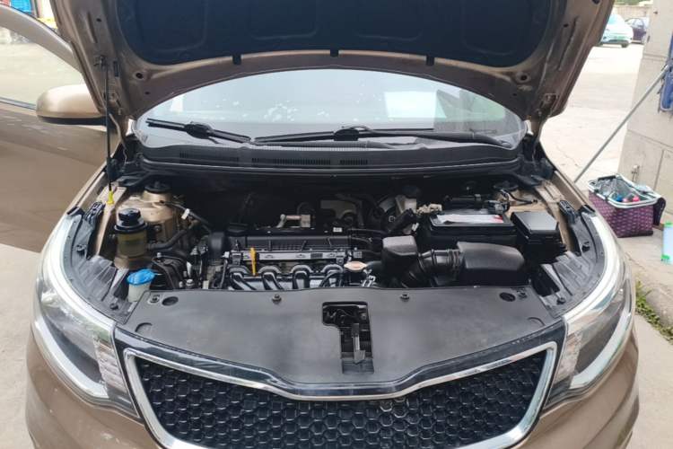 Used Kia K2 2015 Sedan 1.4L MT GLS Engine Bay