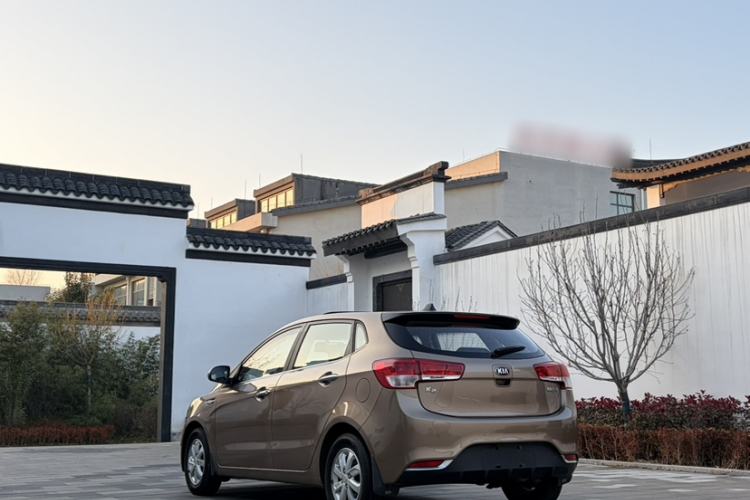 Used Kia K2 2015 Hatchback 1.4L AT GLS Cool Edition Exterior 1