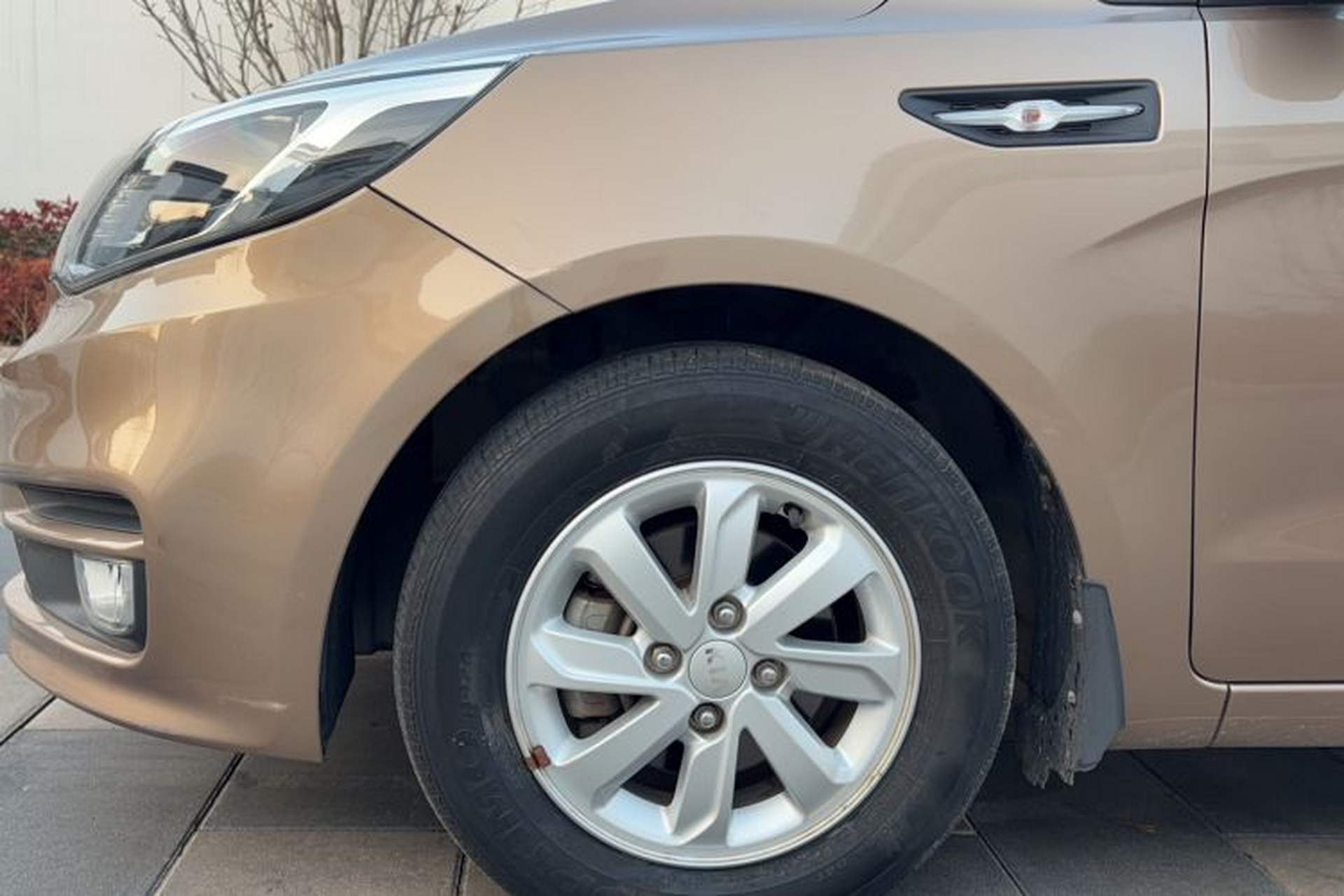 Used Kia K2 2015 Hatchback 1.4L AT GLS Cool Edition Exterior 5