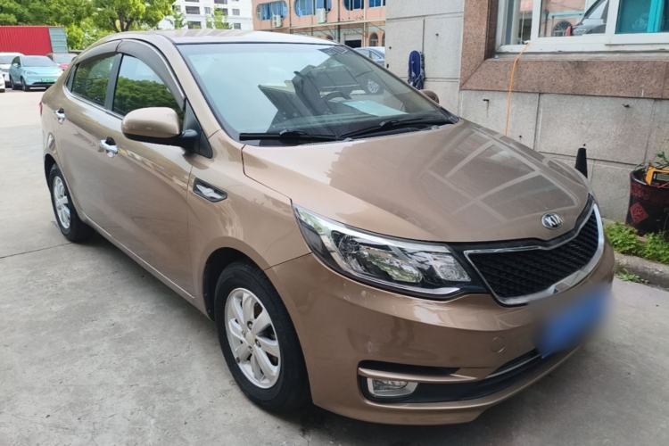 Used Kia K2 2015 Sedan 1.4L MT GLS Front Right 45 Deg