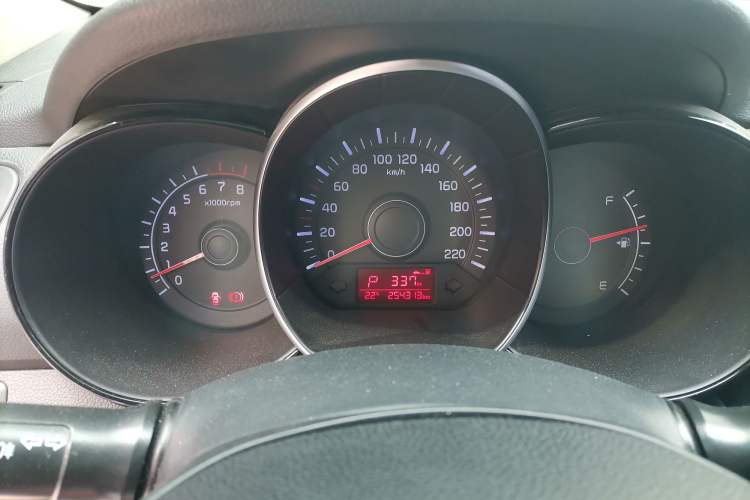 Used Kia K2 2015 Sedan 1.4L Automatic GLS Instrument Cluster