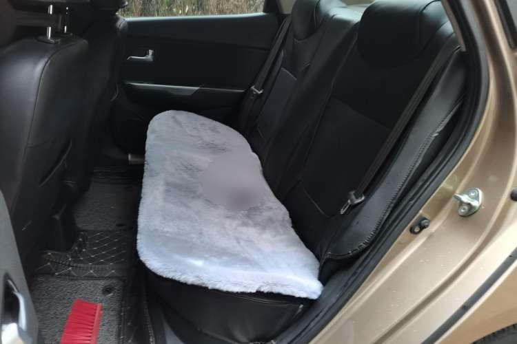 Used Kia K2 2015 Sedan 1.4L MT GLS Left Rear Seat