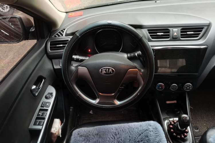 Used Kia K2 2015 Sedan 1.4L MT GLS Steering Wheel